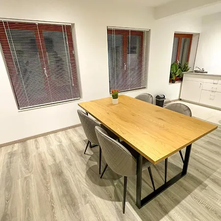 Voor 3 Gasten In - 78-3 Appartement